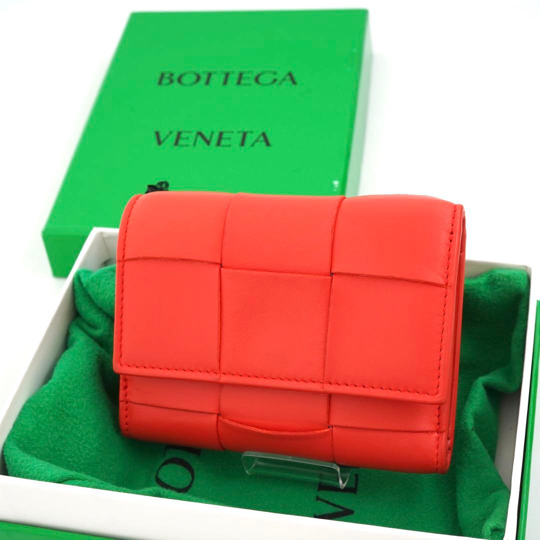 ✨未使用展示品✨　BOTTEGA VENETA 財布　イントレチャート　カセット