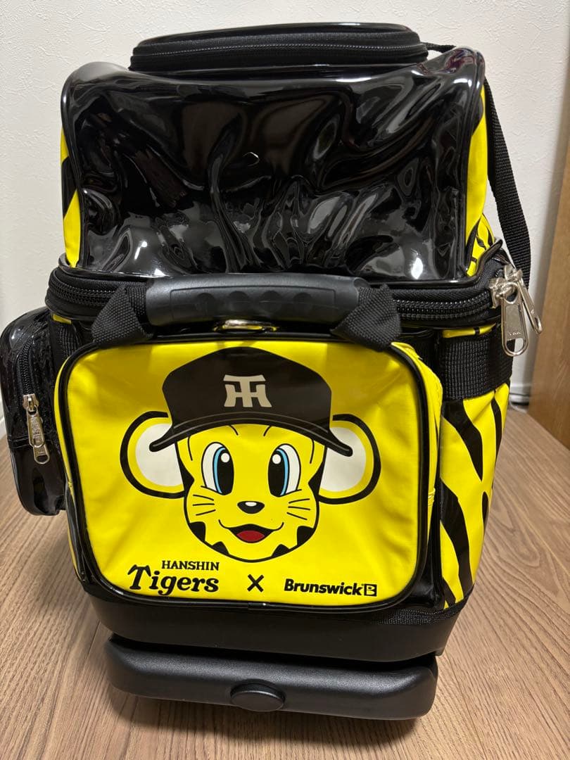 阪神タイガース　Brunswick ボウリングバッグ