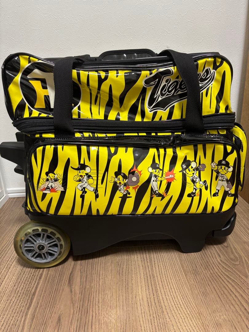 阪神タイガース　Brunswick ボウリングバッグ