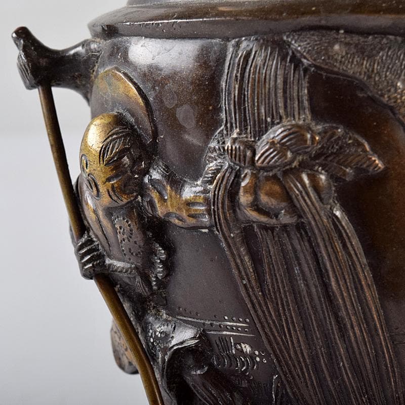 仏教美術　金工師　中尾宗貞制造　古銅　盛上彫　人物刻　花立　仏具　V　R8422