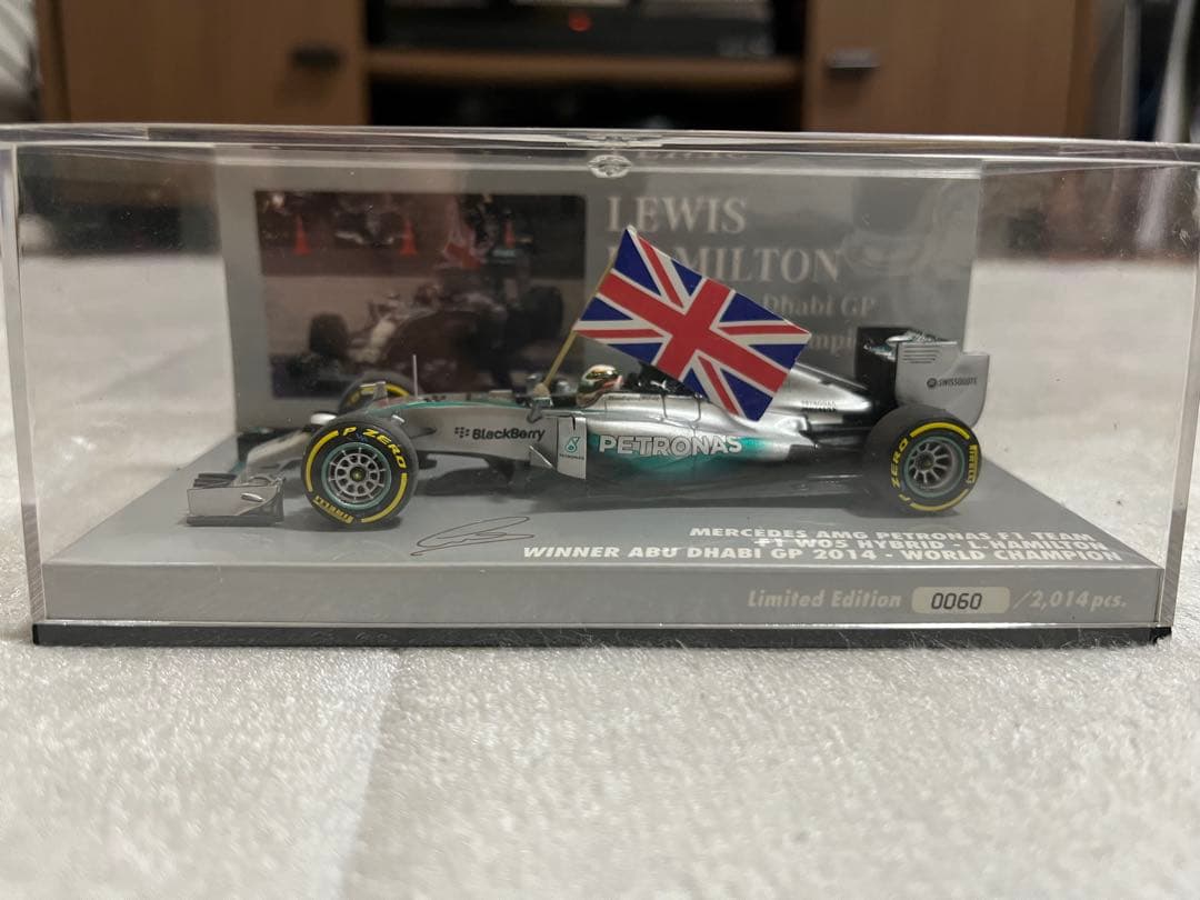 F1 ルイスハミルトン、ロズベルグミニカー2点セット