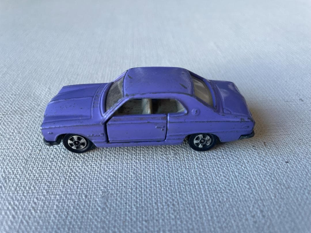 トミカ　No.21 日産 スカイライン HT 2000GT 　日本製