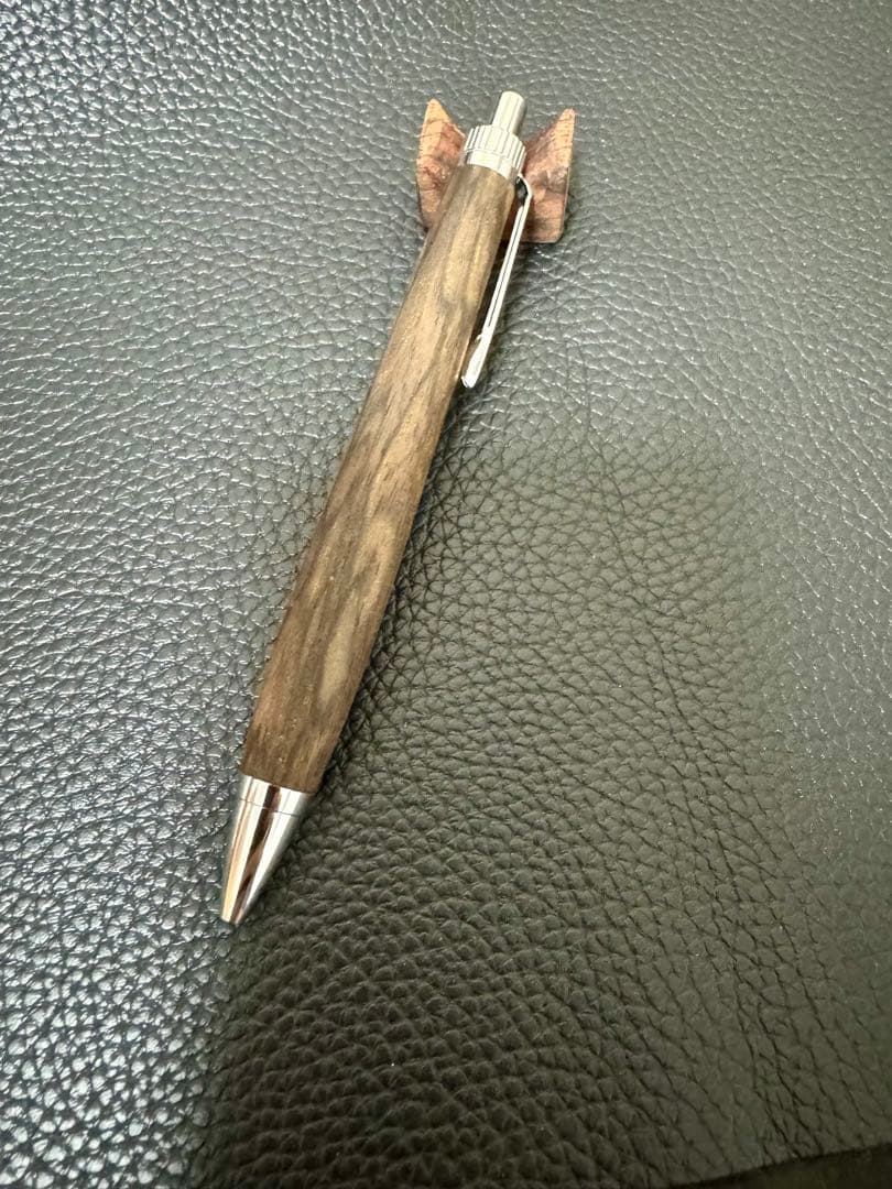 k*r様 金木犀さん 黒柿孔雀杢 新品 ボールペン