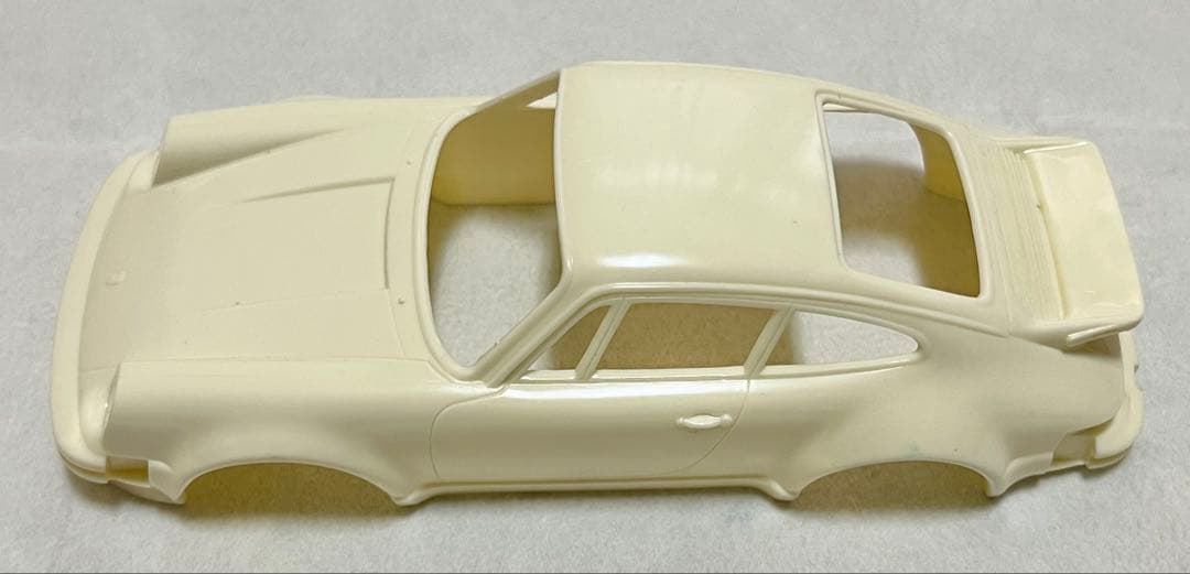 【稀少品】Crown 1/24スケール PORSCHE 930 TURBO