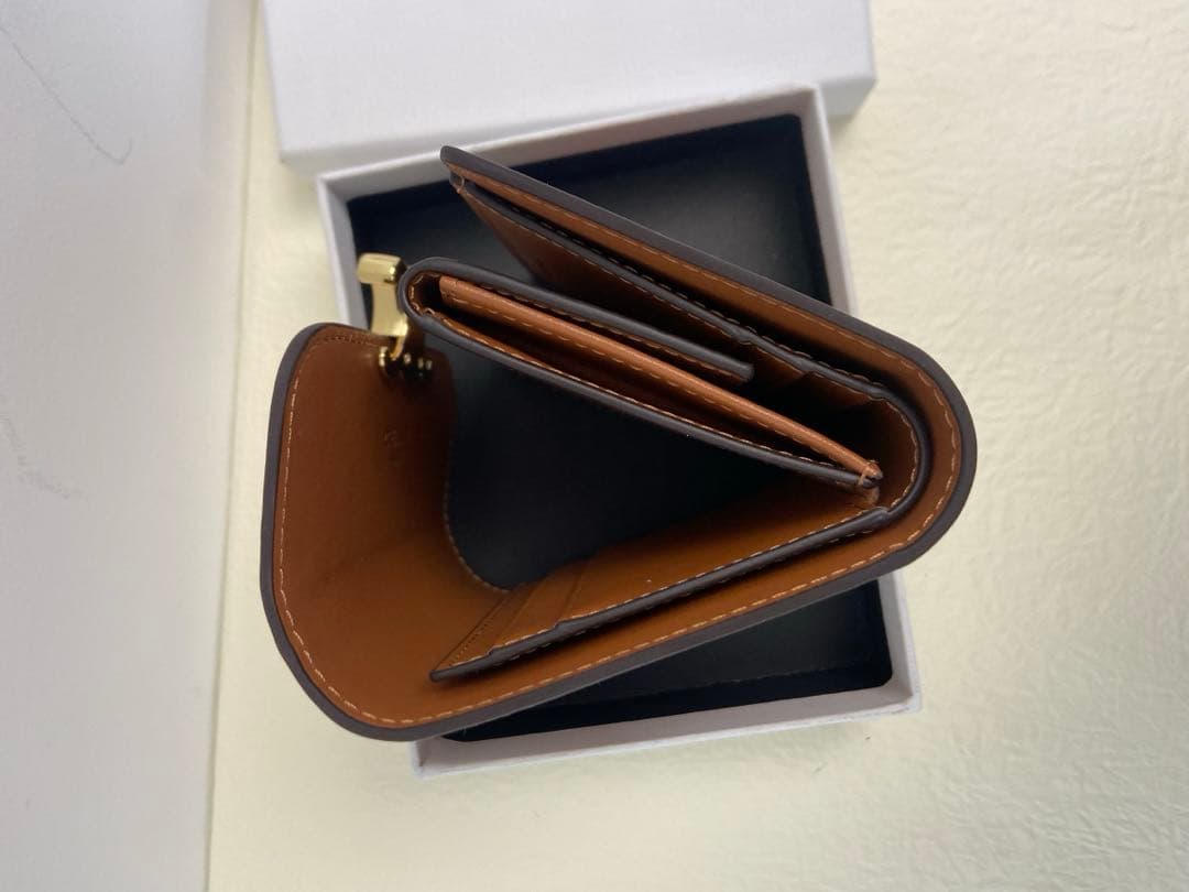 美品✨送料込み CELINE セリーヌ　ブラウン 三つ折り財布