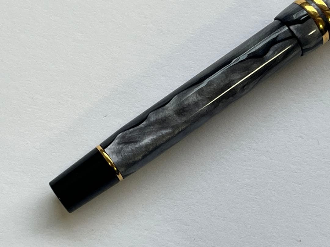 Paker デュオフォールド パールグレイ 万年筆 字幅F