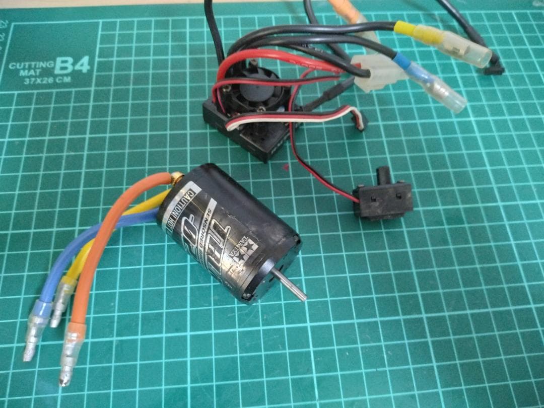 タミヤ　ブラシレスモーター＆ブラシレスESC