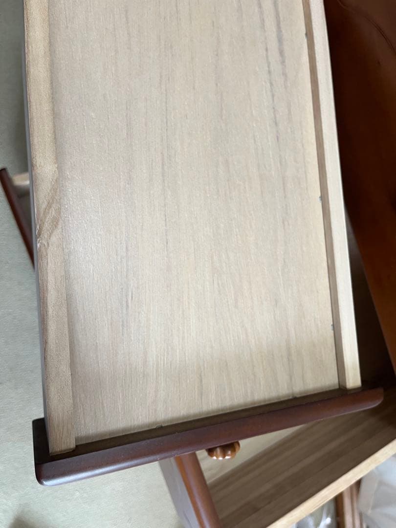 チェスト　キティちゃん　ブックスタンド付き