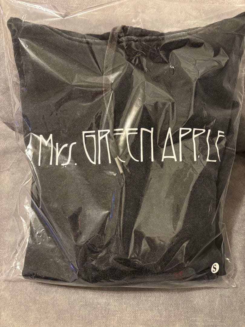 ✨Mrs. GREEN APPLE フーディー Sサイズ 新品