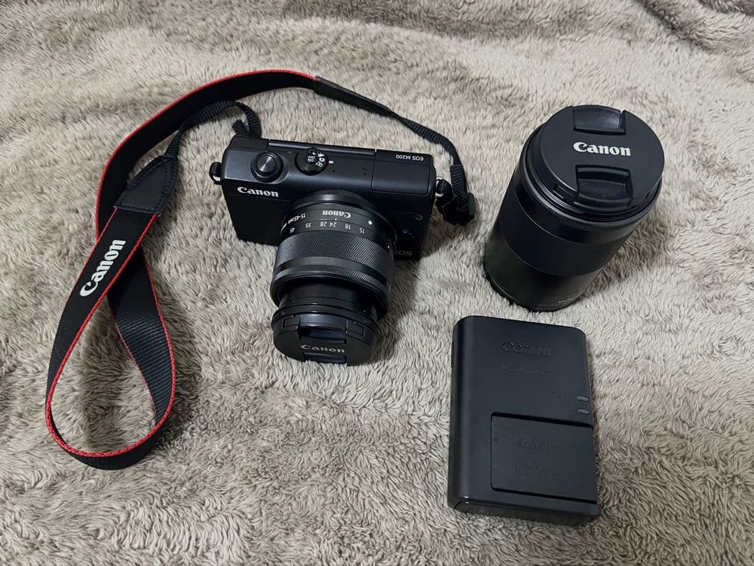 デジタルカメラ Canon EOS M200