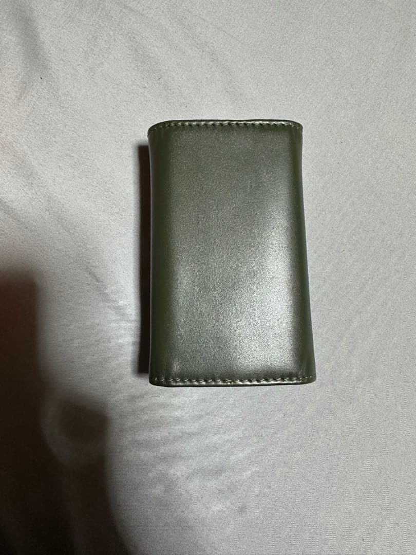 美品 ディーゼル diesel キーケース 本革 Dロゴ 6連 カーキ