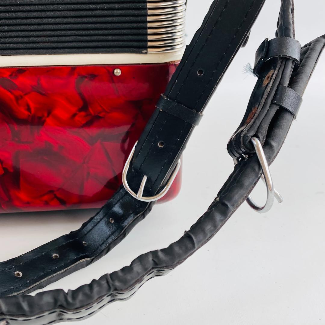 美品 BAILE アコーディオン M2019 30鍵 24ベース 赤 ケース付