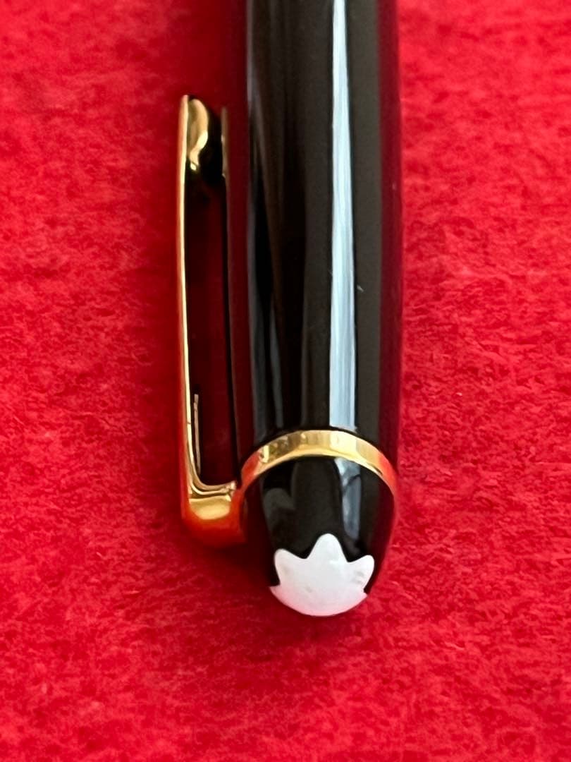 モンブランボールペン マイスターシュテュック 164ゴールド❗️艶やかです‼️