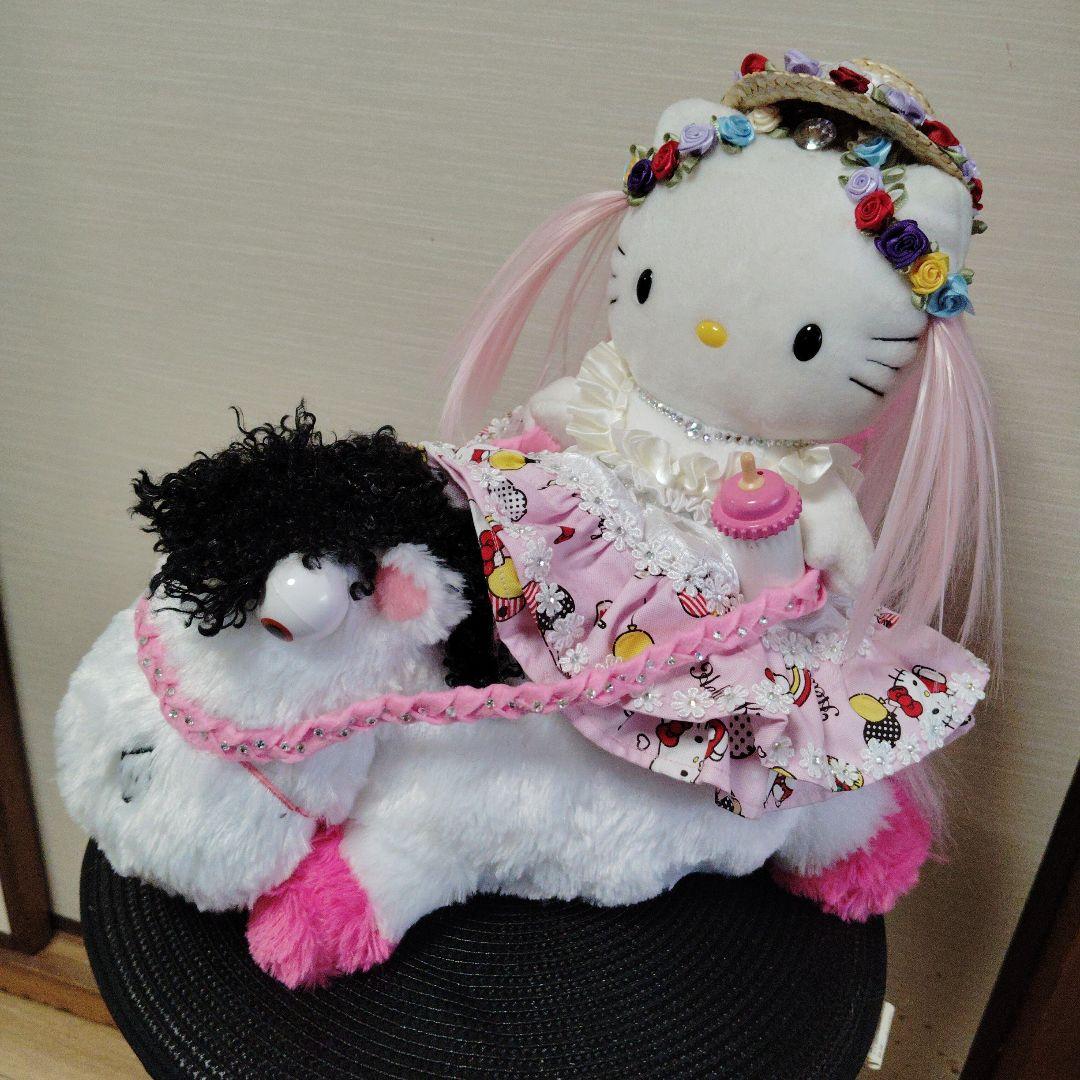 hello Kitty ハローキティ 馬のぬいぐるみ付き人形 sanrio