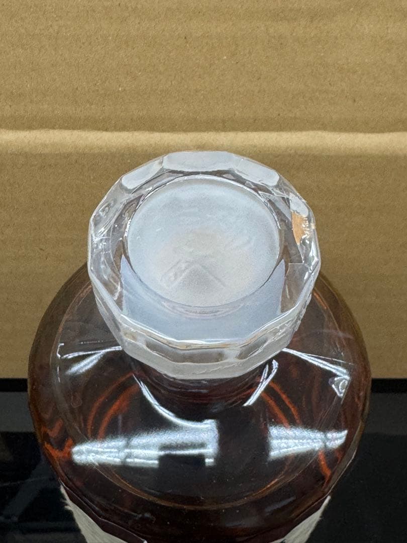 響17年　サントリーウイスキー　汚れあり　箱無し