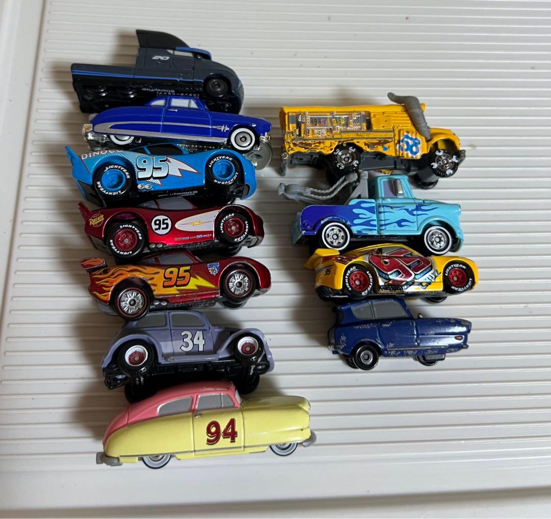 カーズ、トミカ、ミニカー、ルイーズ・ナッシュ、リバースコット