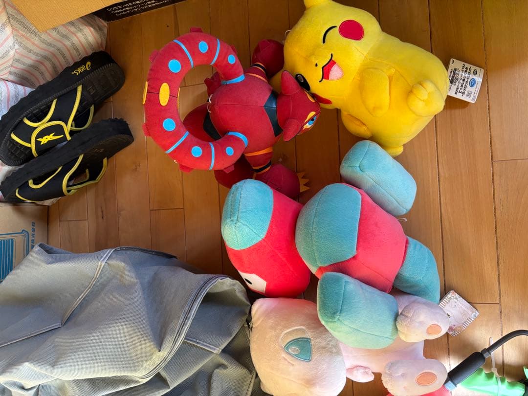 ポケモン　ぬいぐるみ　12体
