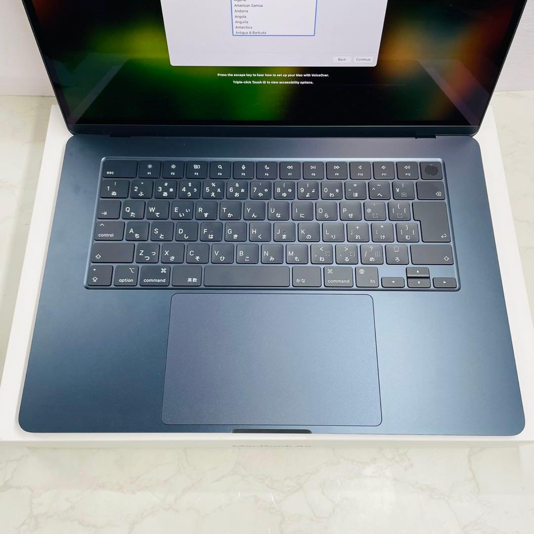 美品 MacBook Air 2024 15インチ M3 16GB 512GB