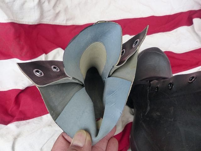 米軍実物 デッド 極寒用　ミッキーマウスブーツ 8W ミッキーブーツ　357