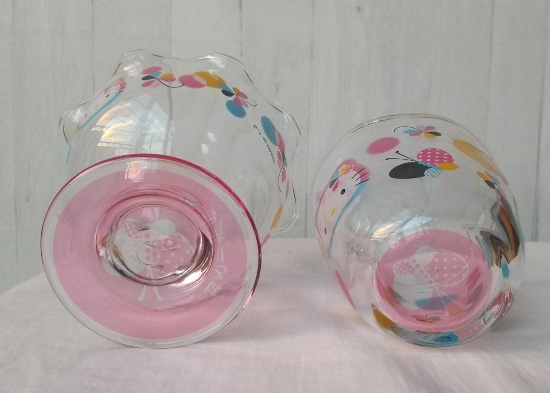 キティ　デザートグラス　ガラスボウル　皿　食器　蝶　クローバー　箸スプーン付き