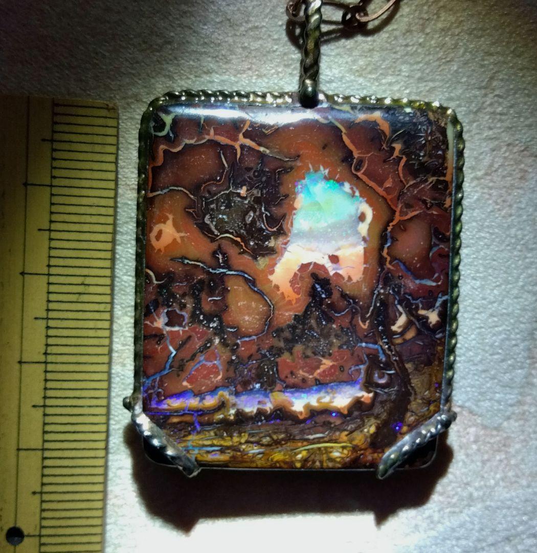 ♥　天然石（ボルダーオパール）のピクチャーストーン✨✨