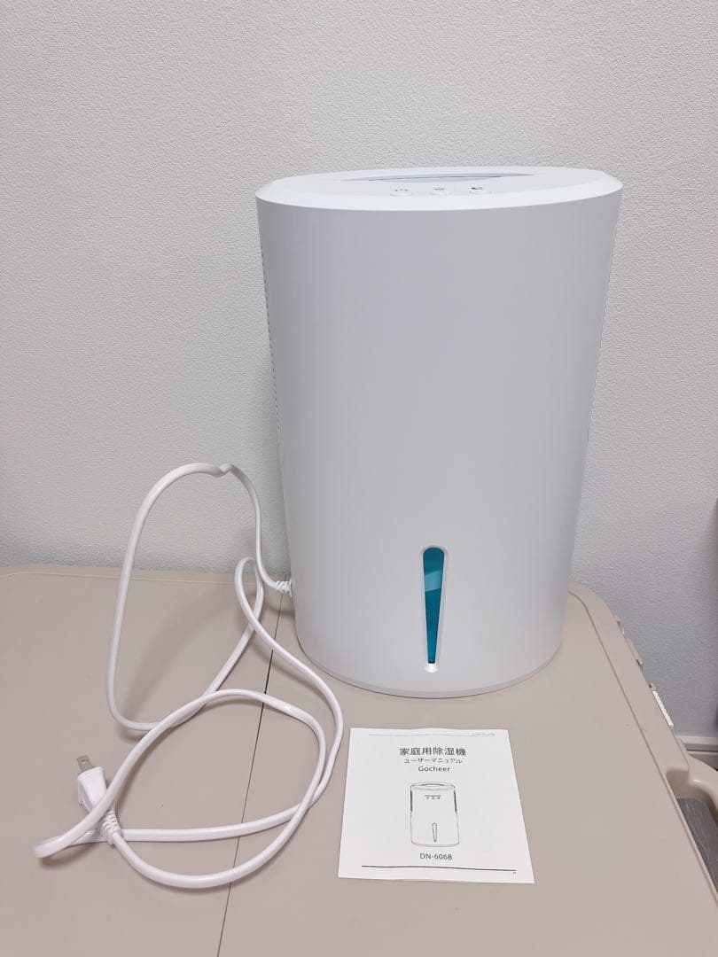 ✦除湿器 小型 除湿機 コンパクト 2000ml 大容量 ホワイト 20畳