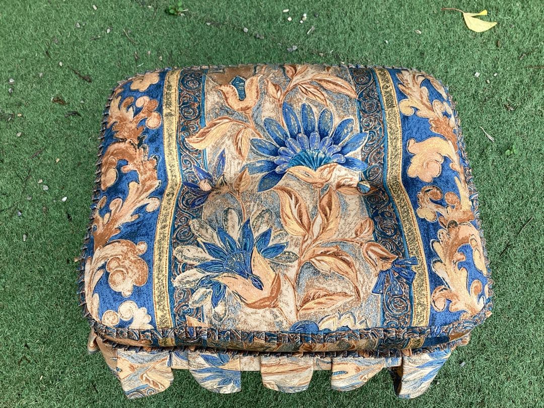 飛騨家具　キツツキマーク　穂高シリーズ オットマン　スツール