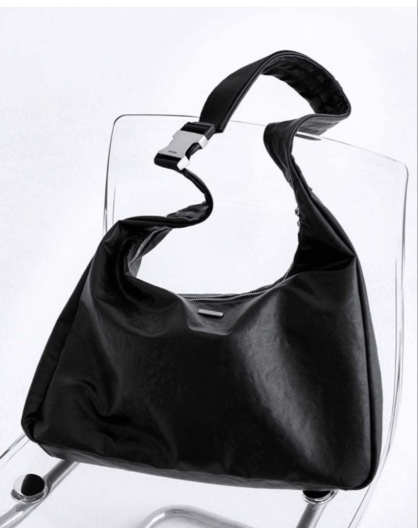 SEVENTEEN エスクプス バパケ クロスバック