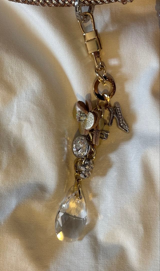 【美品】アンテプリマ フィオリトゥーラ ローズシルバーゴールド チャーム付