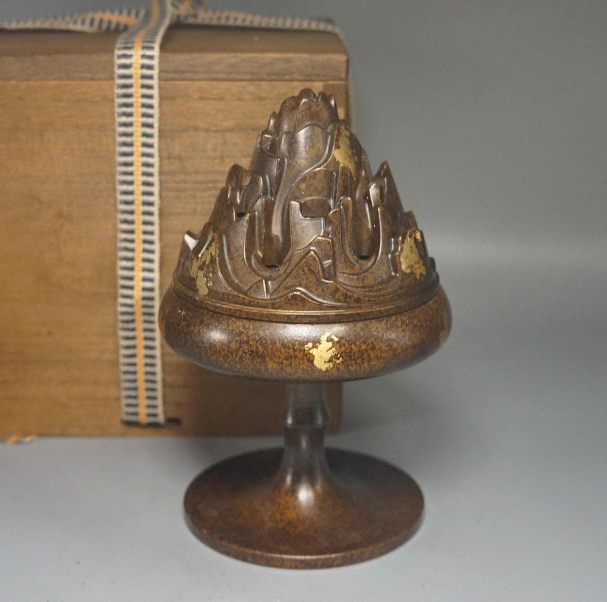 山形銅製品線香立て 木箱付き