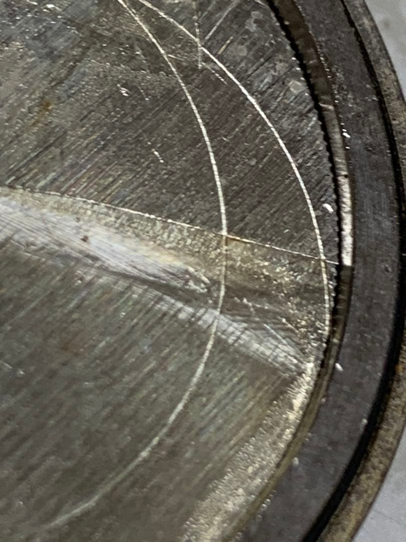 懐中時計　メープルリーフ5ドル製　クォーツタイプ重さ55g不動可能性強し