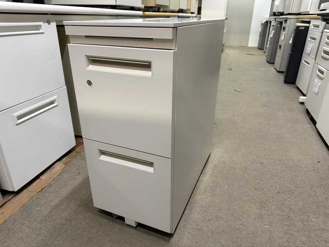 スリム デスクワゴン 内田洋行 W30 D59 H65cm