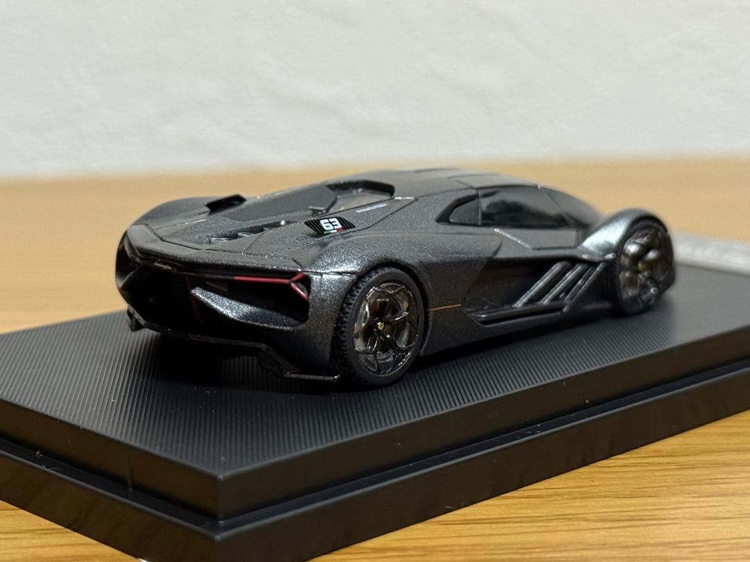Lamborghini Terzo Millennio 1/64 ミニカー
