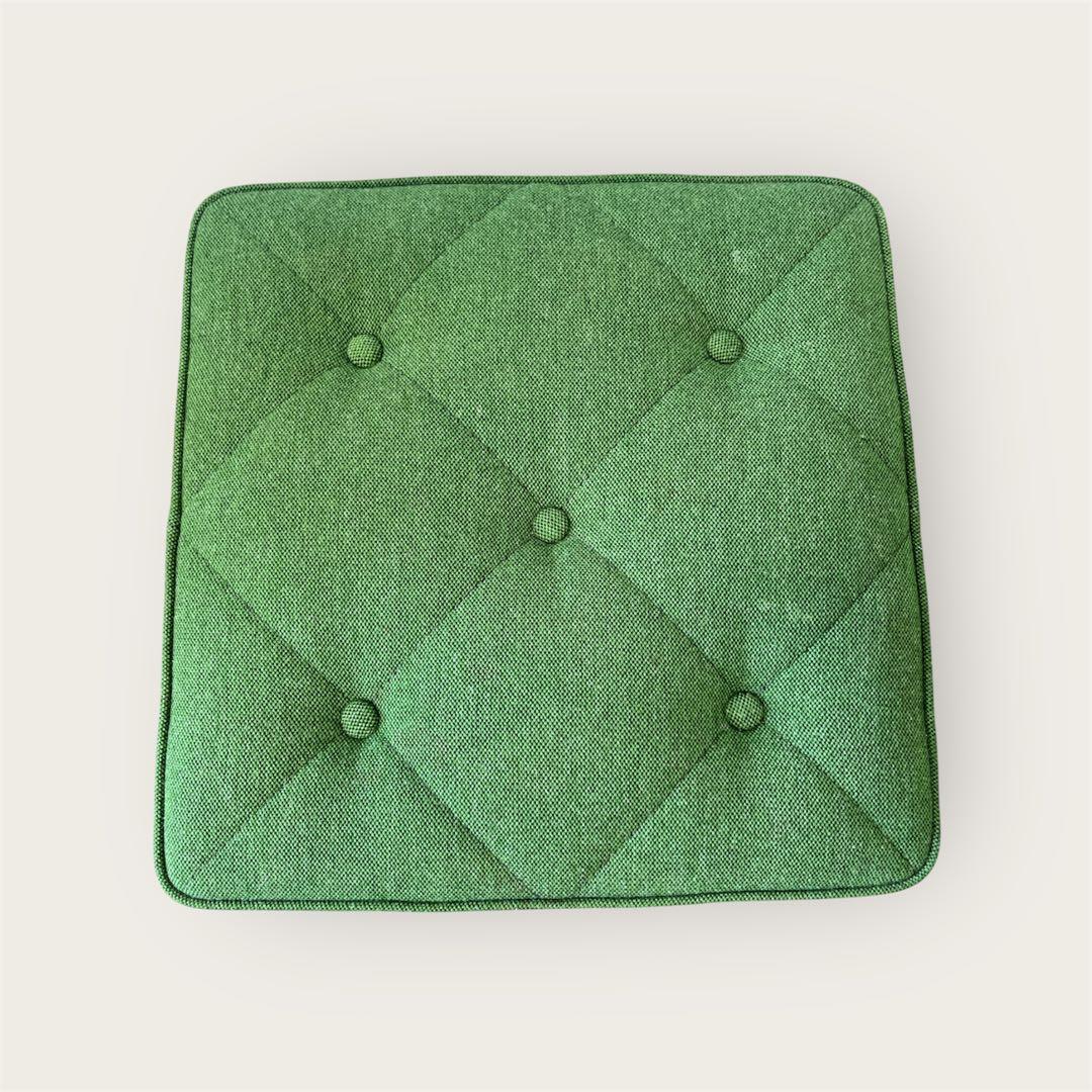 カリモク60 オットマン タープグリーン