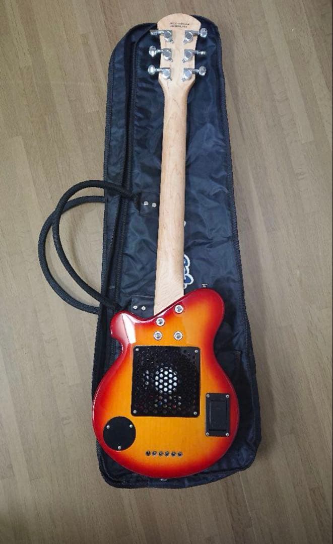 y*u様 PIGNOSE アンプ内蔵ギター チェリーサンバースト
