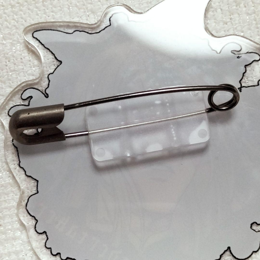 黒執事　アクリルバッジ　アンダーテイカー　葬儀屋