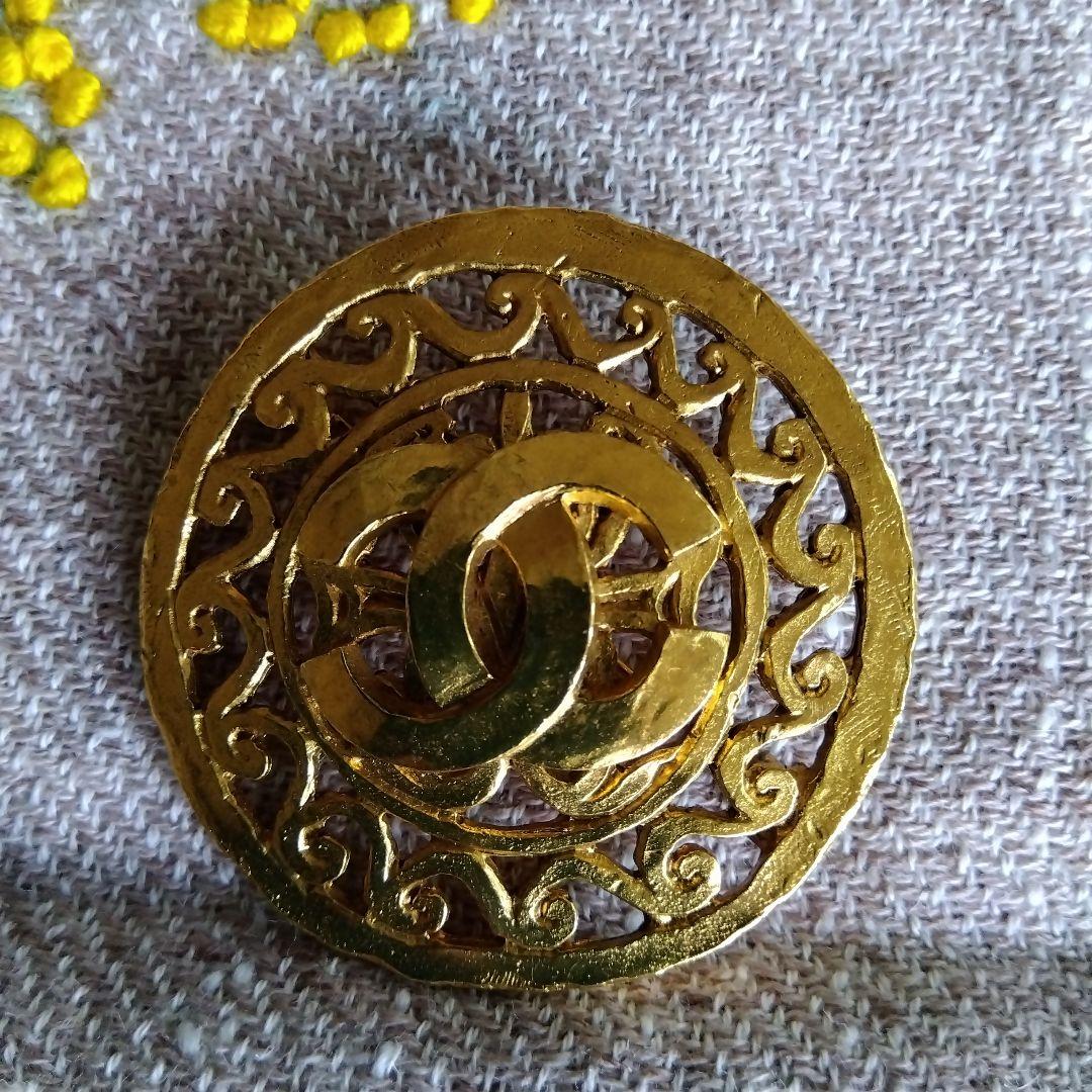 CHANEL　ブローチ