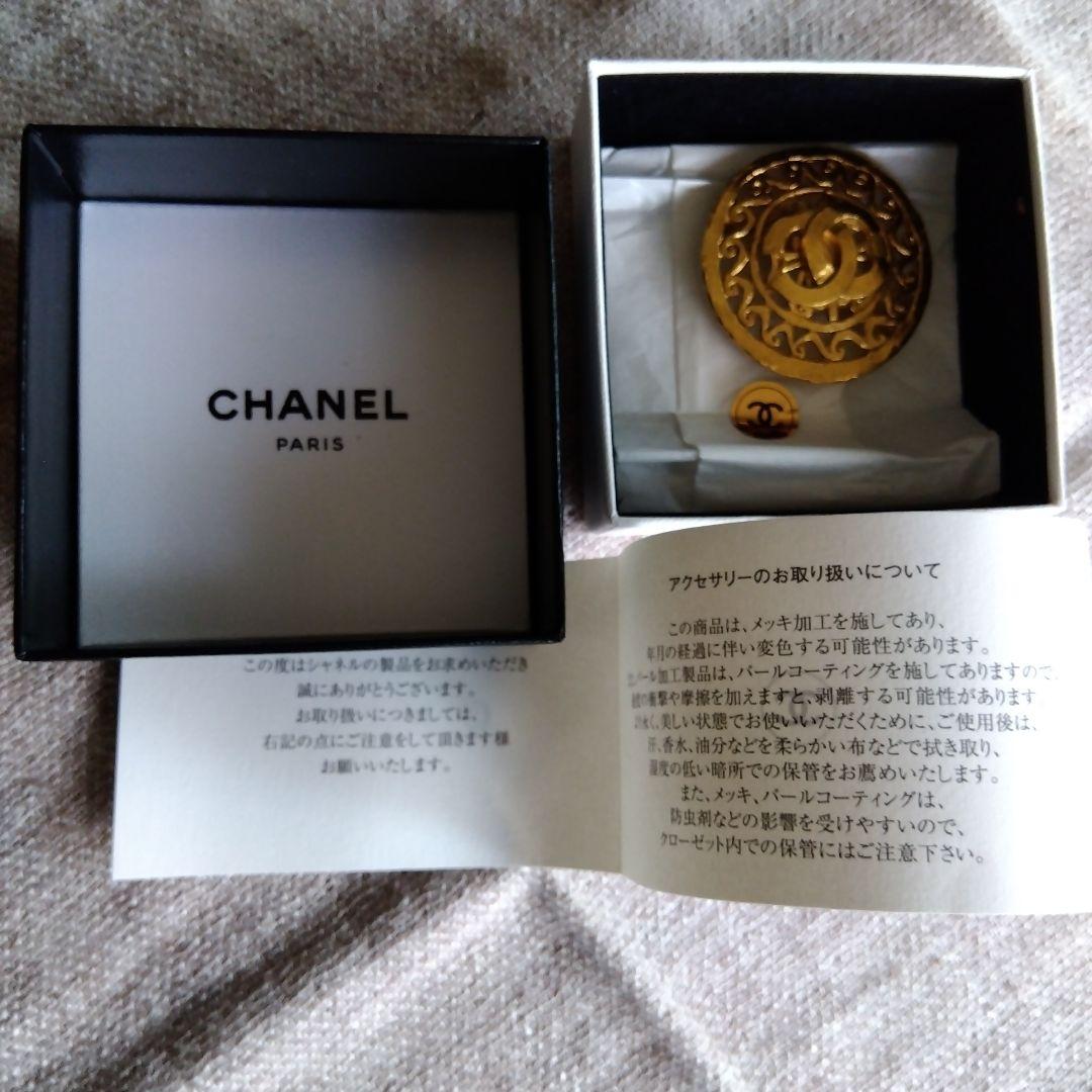 CHANEL　ブローチ