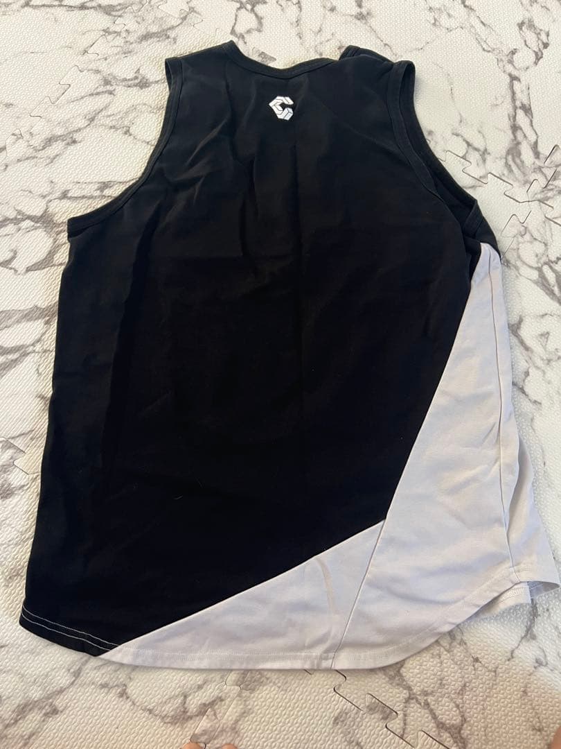 クロノス　CRONOS タンクトップ4枚セット