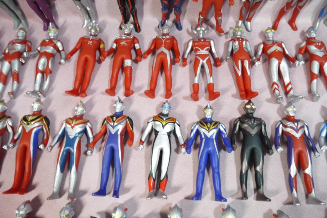 ウルトラヒーローシリーズ500　ウルトラマン　ソフビ　83体セット