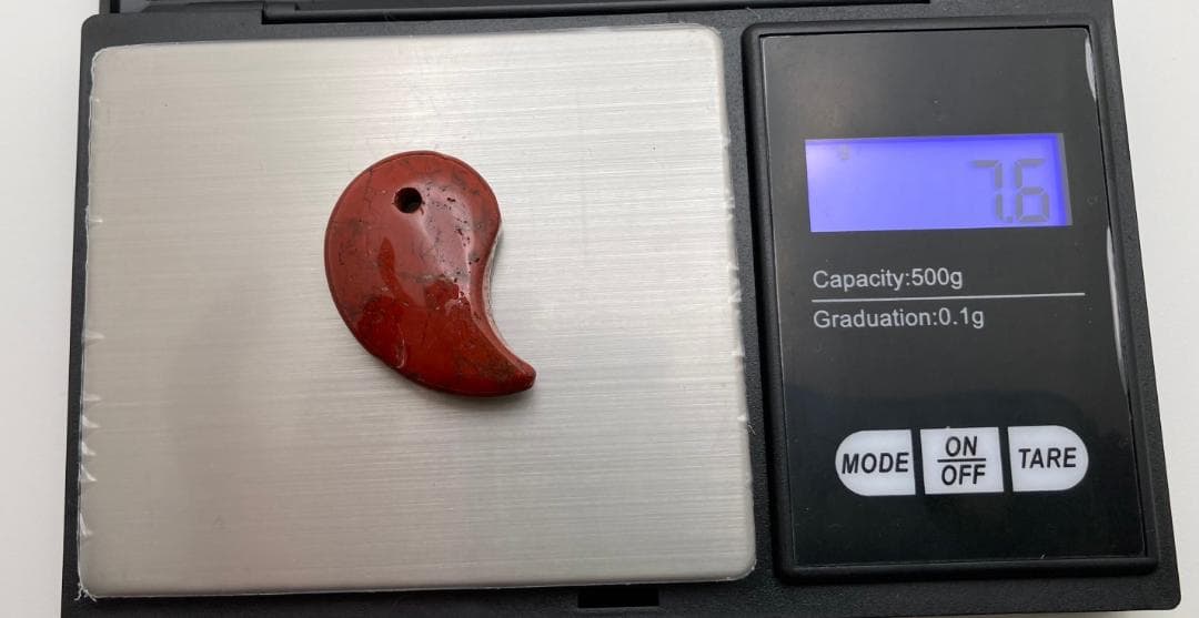 佐渡赤玉石の勾玉①