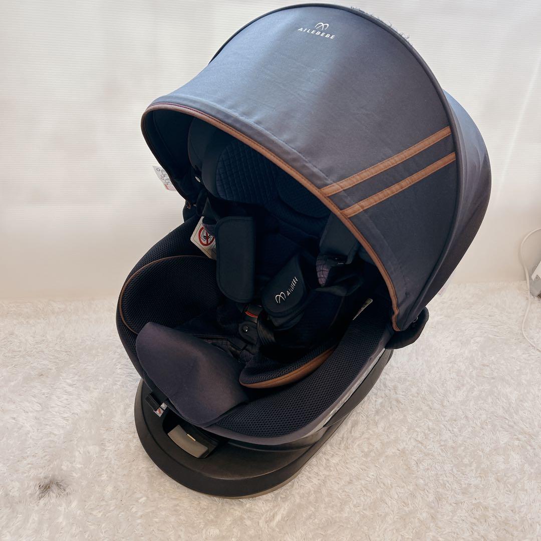 エールべべ クルットR ウィ リュクスネイビー チャイルドシート