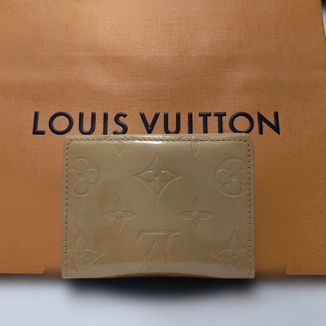 美品　LOUIS VUITTON ルイヴィトン ヴェルニ 三つ折り財布