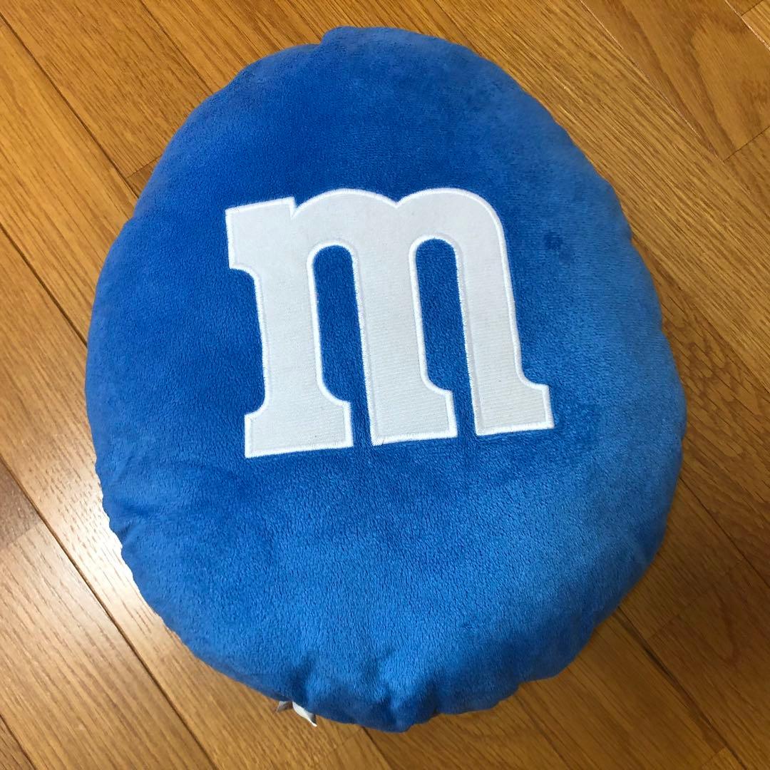m&ms スポンジボブ　クッションセット