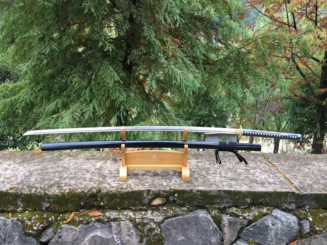 毎年魚がいる 日本刀 模造刀 居合刀
