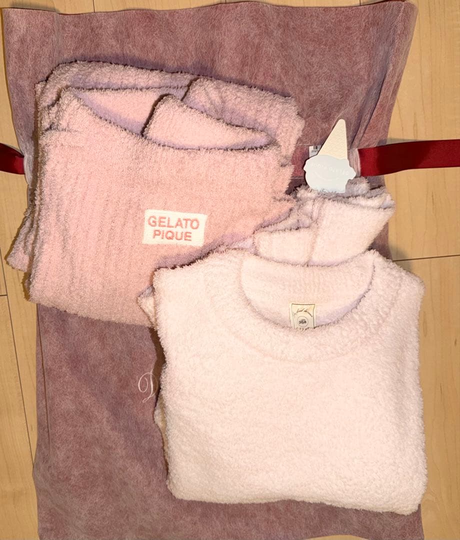 ジェラートピケ　カラフルパウダープルオーバー＆ベビモコリブロングパンツセット