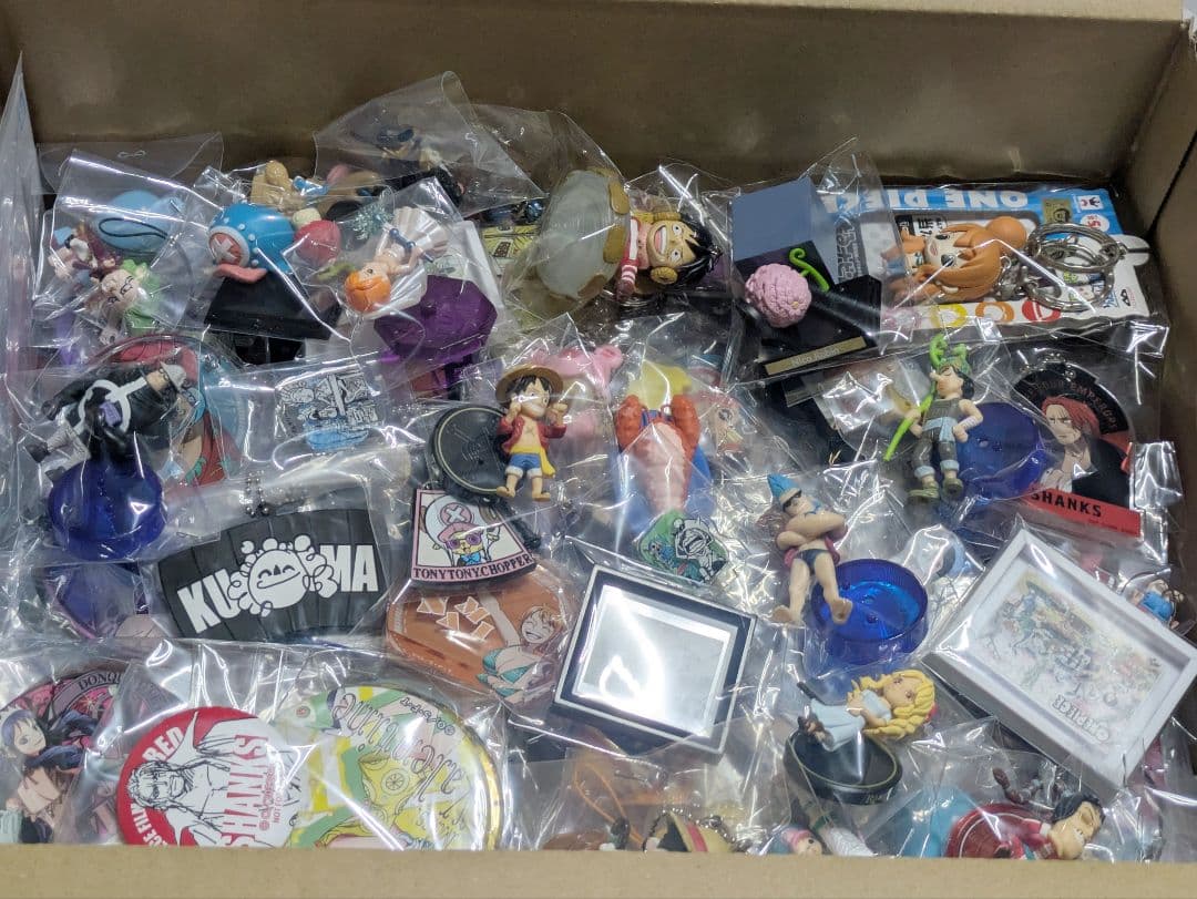 ONEPIECE大量まとめ売り ミニ含むフィギュア他