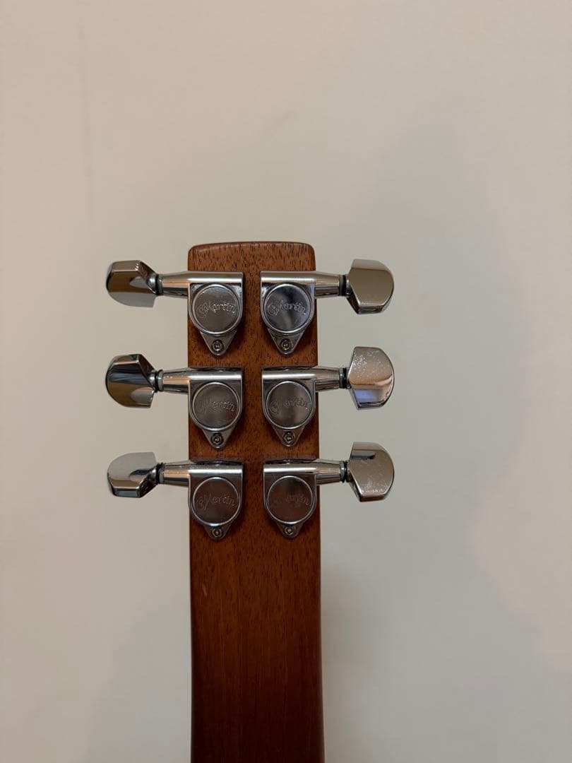 Martin backpacker ギター