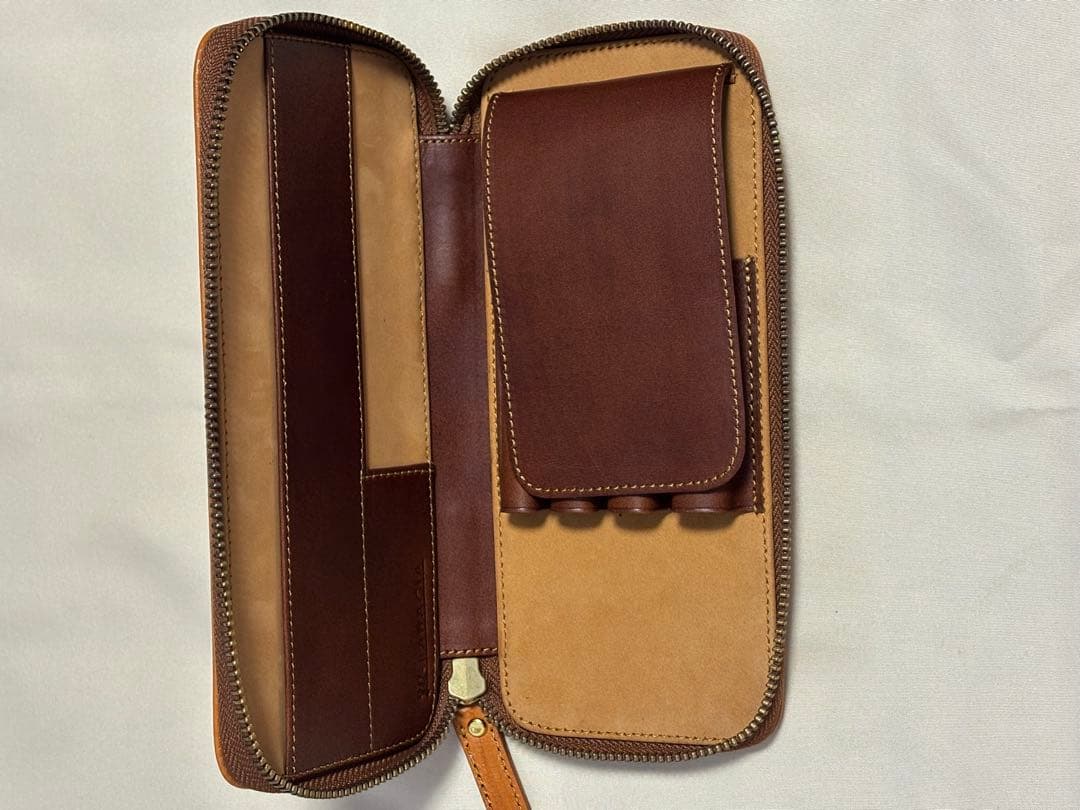 バハギア　ペンケース　ラウンドジップ型　栃木レザーjeans　ブラウン