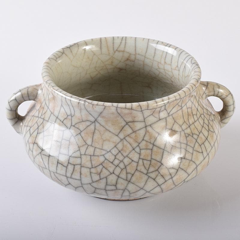 中国　大明成化年製　哥窯　白磁　金糸鉄線　氷裂文　双耳香炉　M　7991E